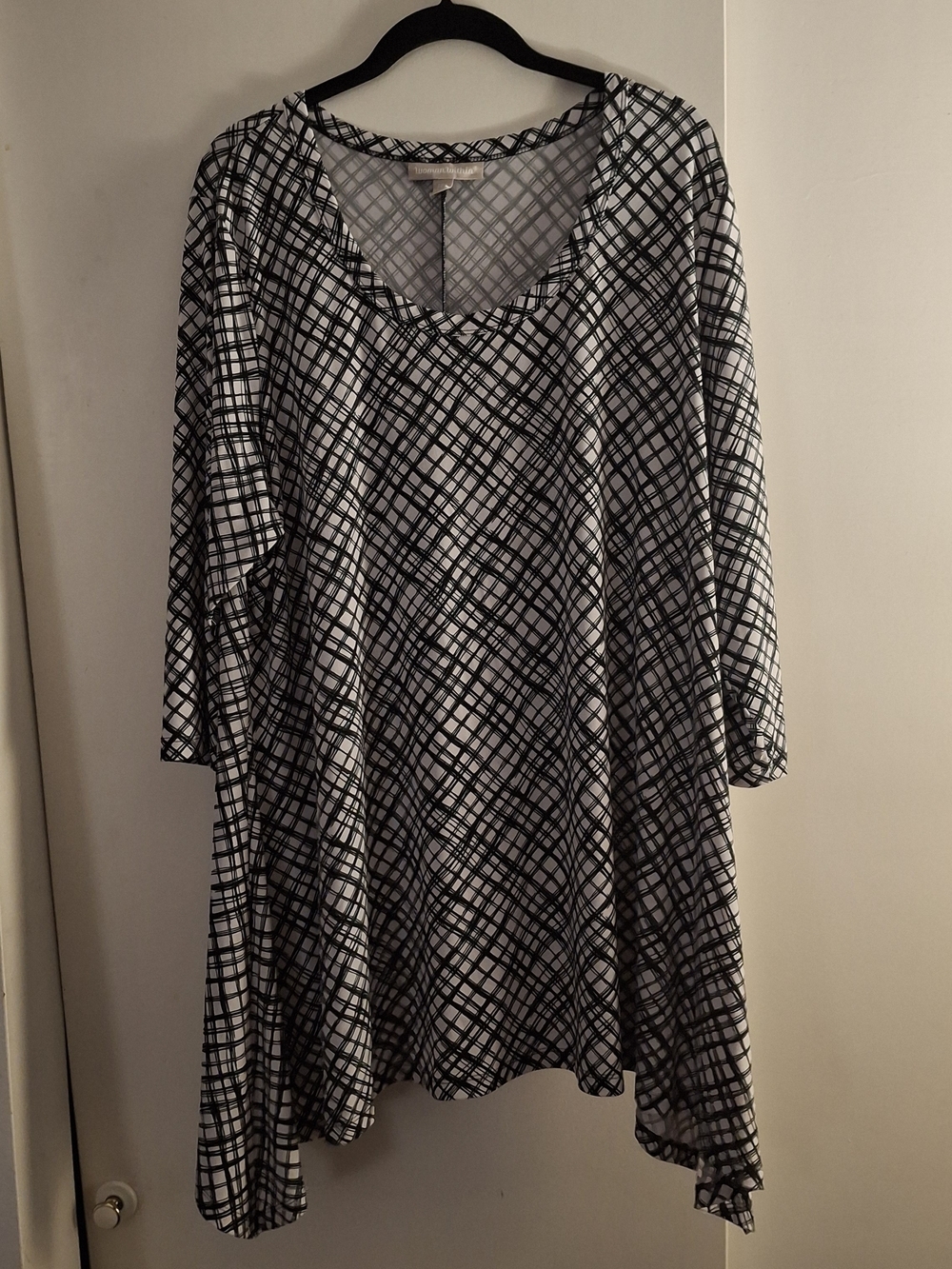 Woman Within Women's Black & White Crosshatch Scoop Neck Tunic